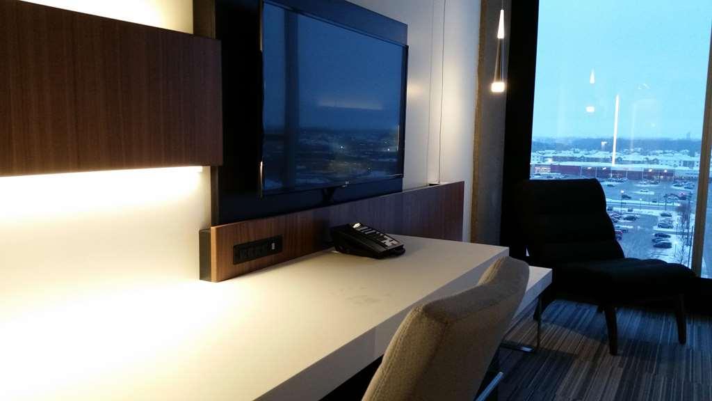 Grand Times Hotel Drummondville Esterno foto