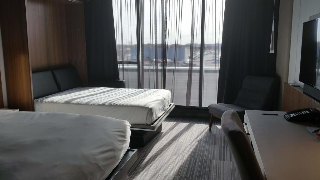 Grand Times Hotel Drummondville Esterno foto