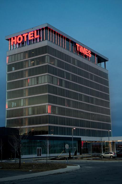 Grand Times Hotel Drummondville Esterno foto