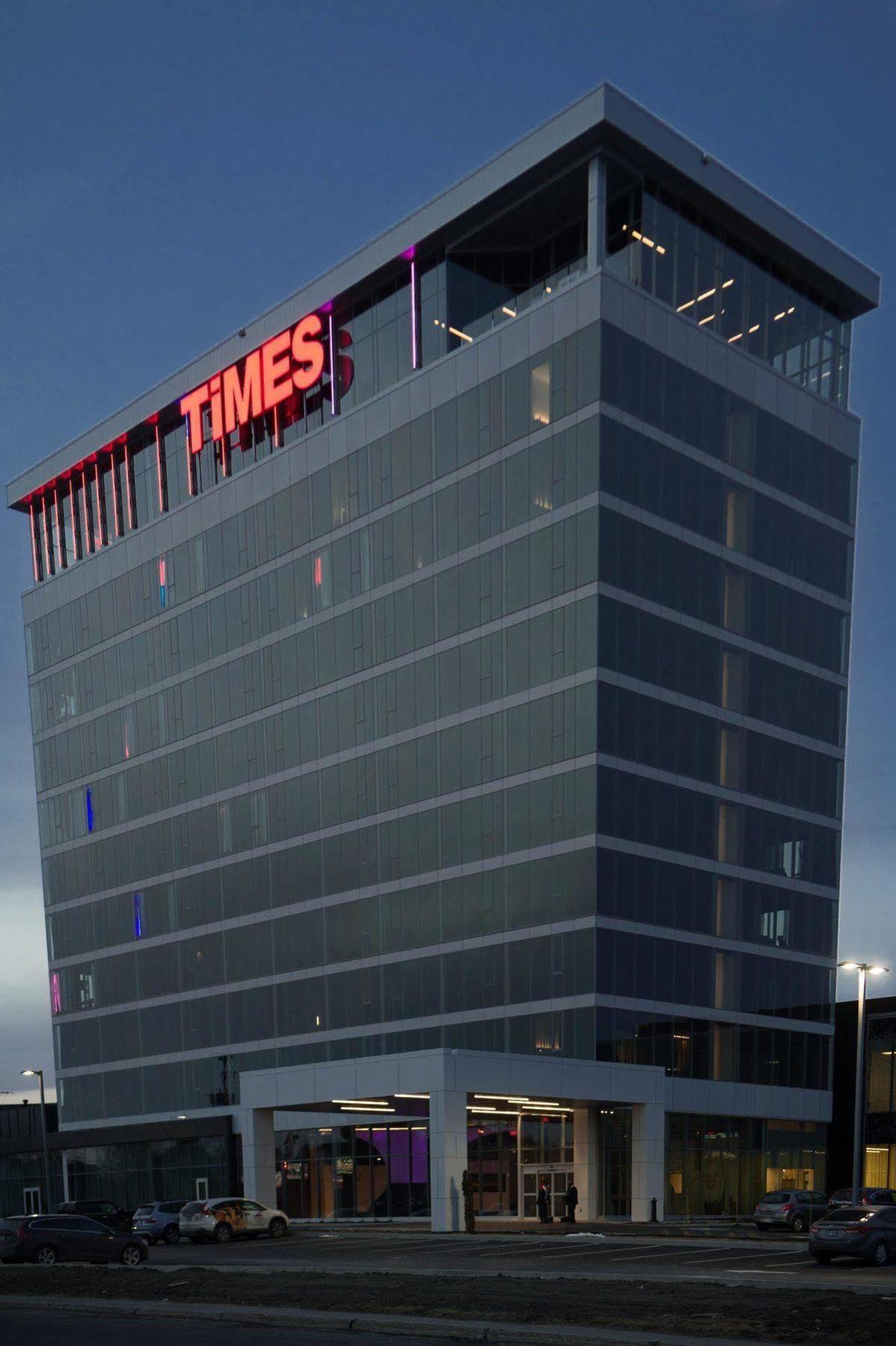 Grand Times Hotel Drummondville Esterno foto