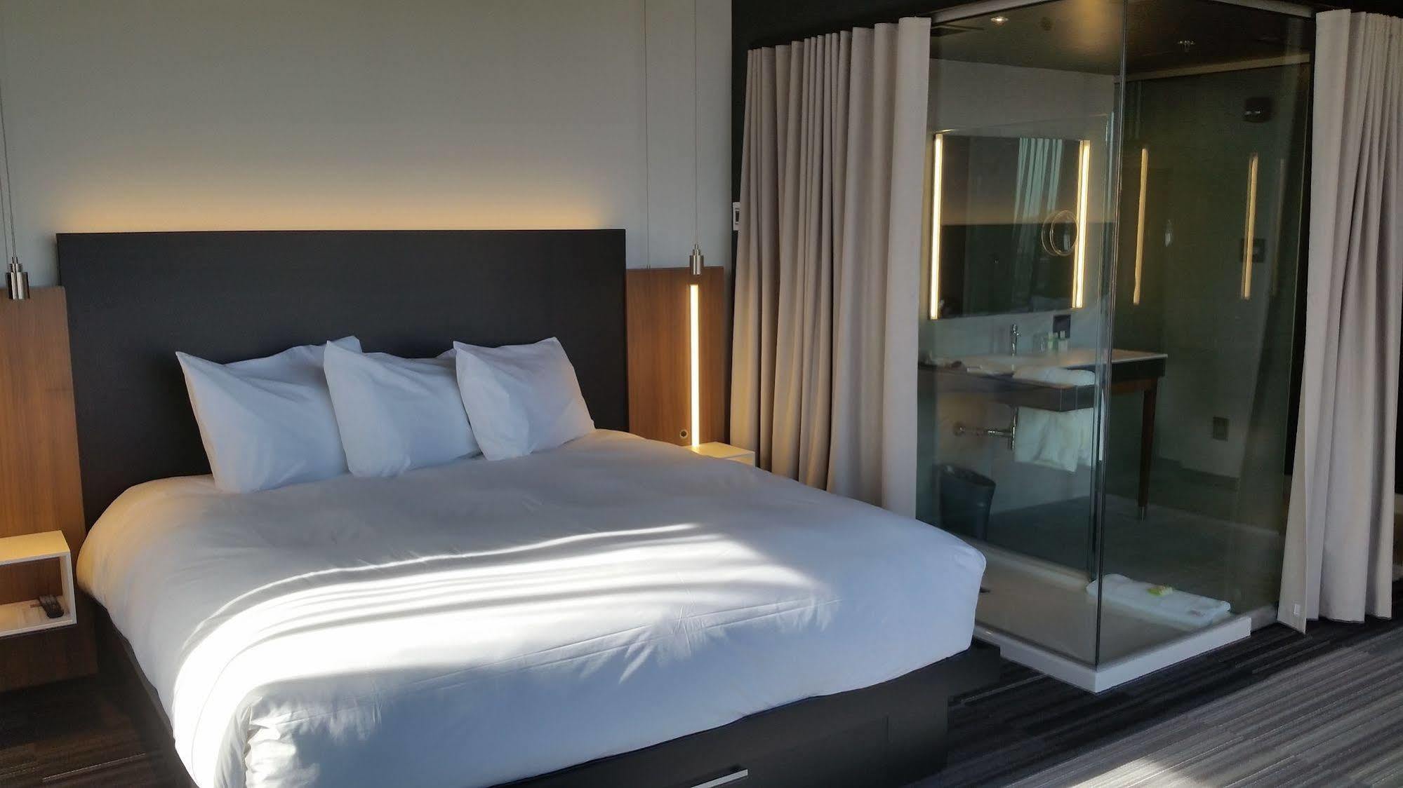 Grand Times Hotel Drummondville Esterno foto