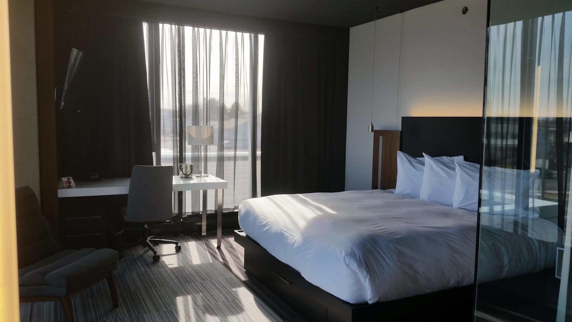 Grand Times Hotel Drummondville Esterno foto