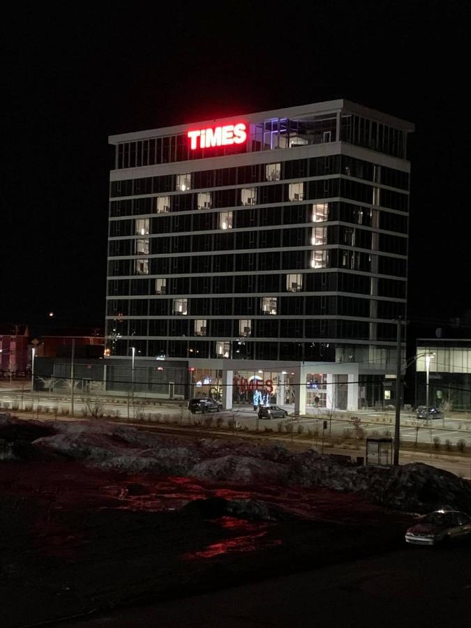 Grand Times Hotel Drummondville Esterno foto